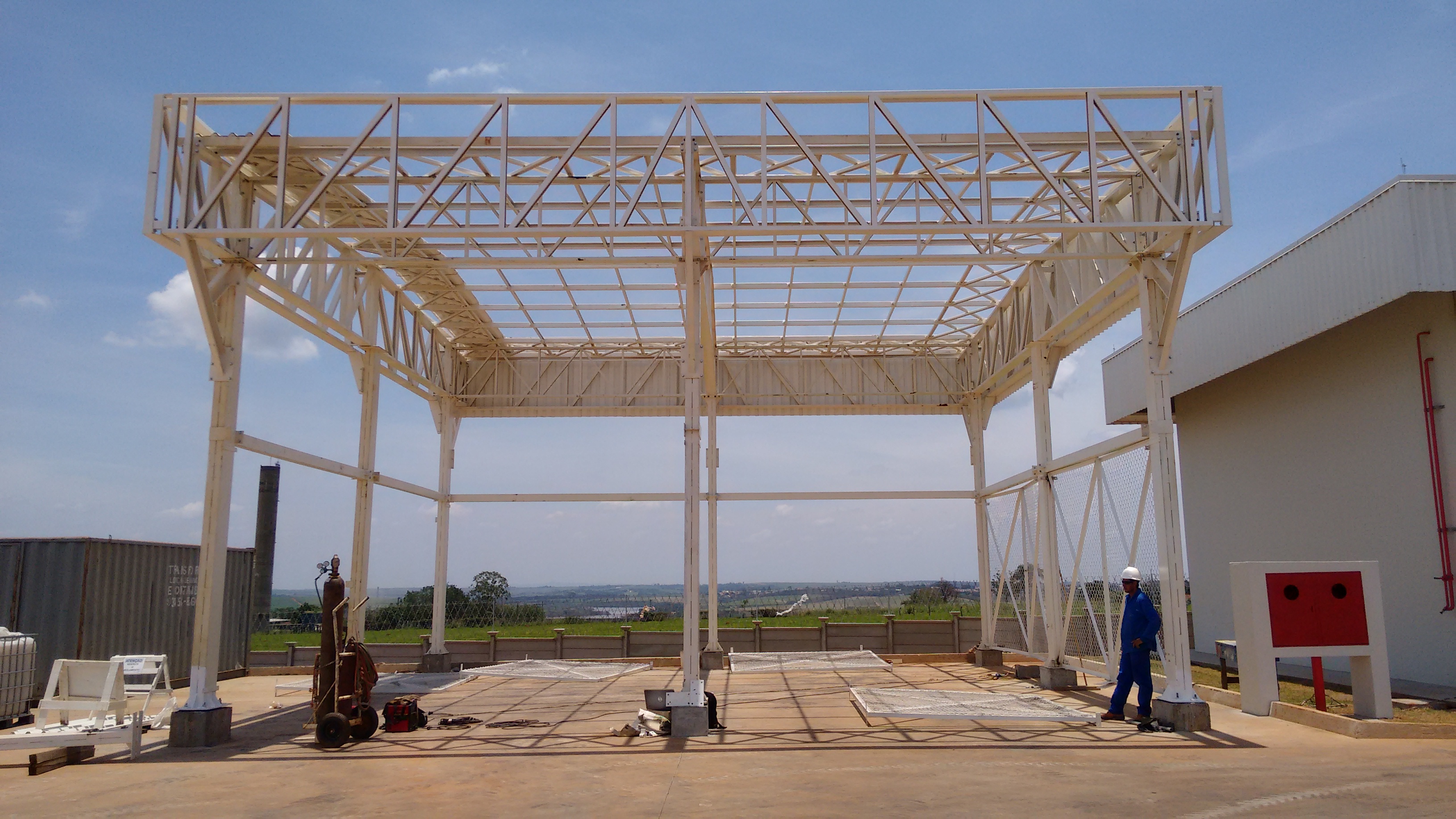 CASA DE RESIDUOS1.jpg